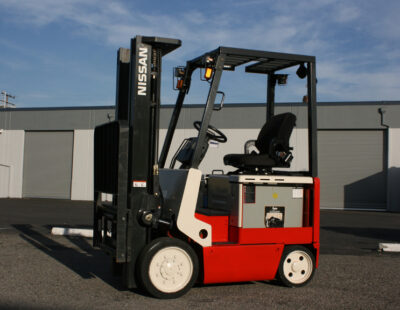 Nissan E4000
